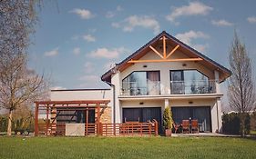 Beztroska Zatoka - agroturystyka Jacuzzi&Sauna